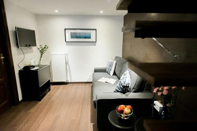 Kiadó téglalakás, albérlet, Budapesten, VI. kerületben