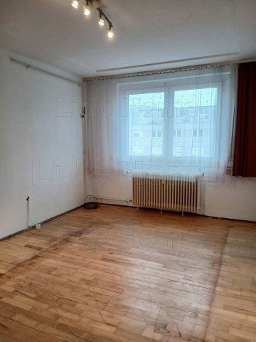 Eladó panellakás, Tatabányán 35.9 M Ft, 2 szobás