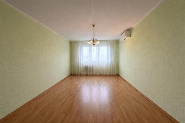 Eladó panellakás, Budapesten, III. kerületben 65.9 M Ft, 2 szobás
