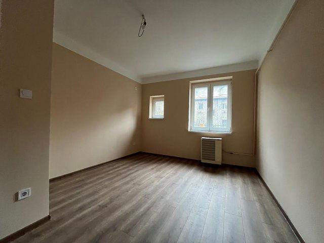 Eladó téglalakás, Budapesten, X. kerületben 49.9 M Ft