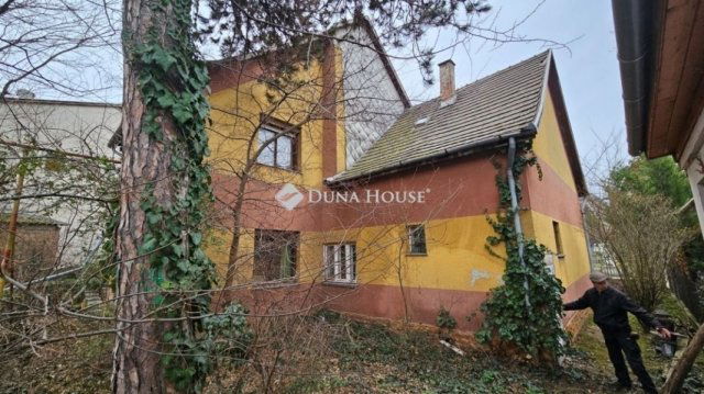Eladó családi ház, Budapesten, XXI. kerületben 79.9 M Ft