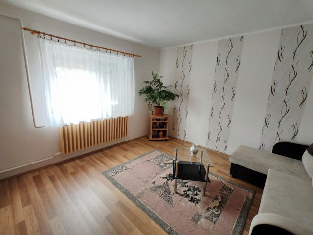 Eladó családi ház, Szigetváron 49.99 M Ft, 3 szobás