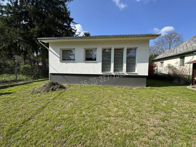 Eladó nyaraló, Ráckevén 40 M Ft, 1 szobás