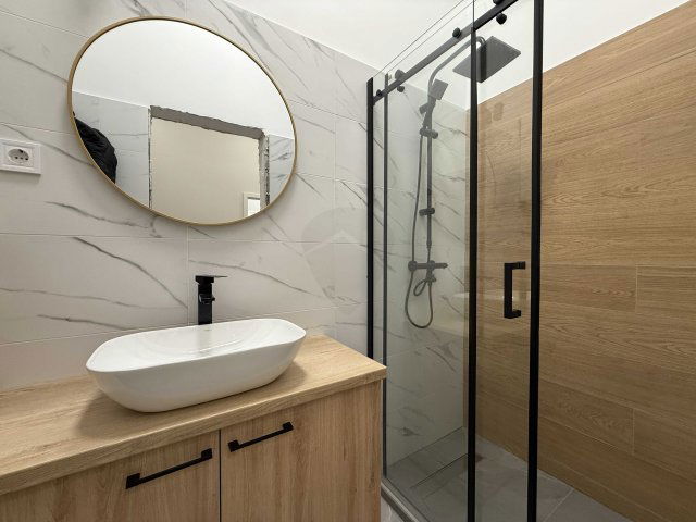 Eladó téglalakás, Budapesten, VII. kerületben 159 M Ft, 4 szobás