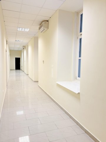 Kiadó iroda, Budapesten, V. kerületben, Ferenciek terén, 3 szobás