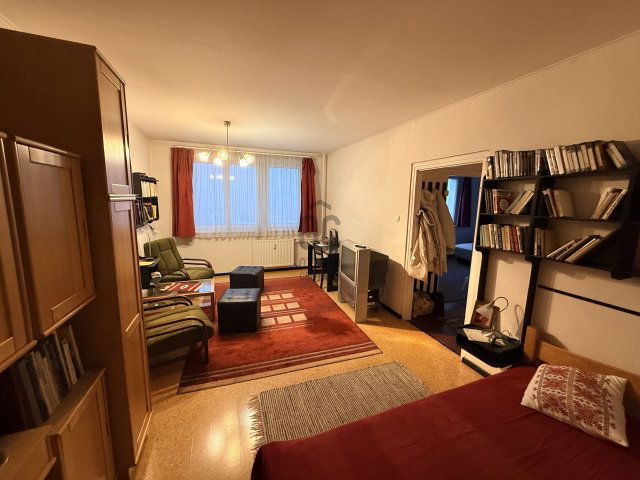 Eladó panellakás, Budapesten, XI. kerületben, Etele úton