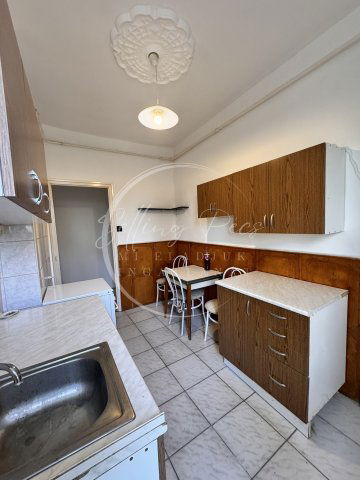 Eladó téglalakás, Pécsett, Corvin utcában 26.9 M Ft, 2 szobás