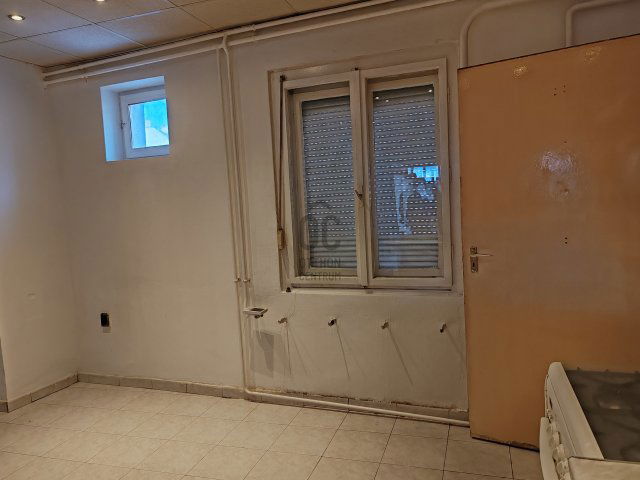 Eladó családi ház, Győrött 47 M Ft, 3 szobás