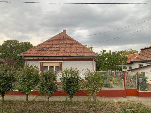 Eladó családi ház, Ceglédbercelen 23 M Ft, 2+1 szobás