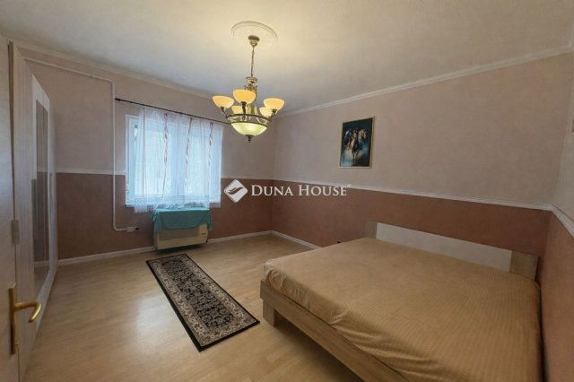 Eladó családi ház, Budapesten, XVII. kerületben 119.9 M Ft