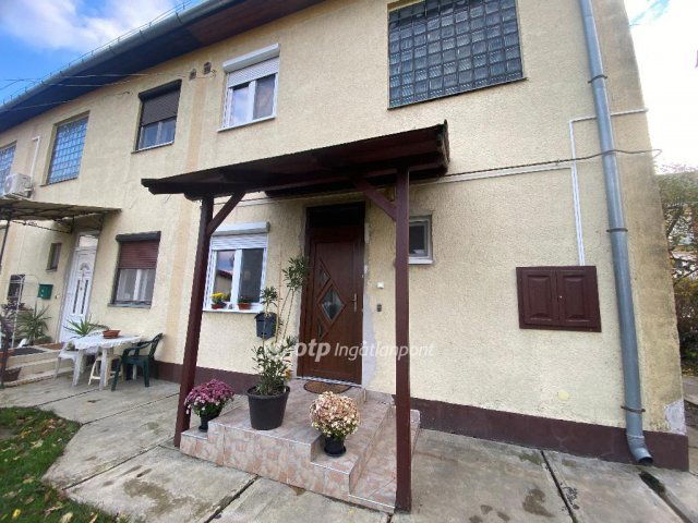 Eladó téglalakás, Kisújszálláson 39 M Ft, 2+1 szobás