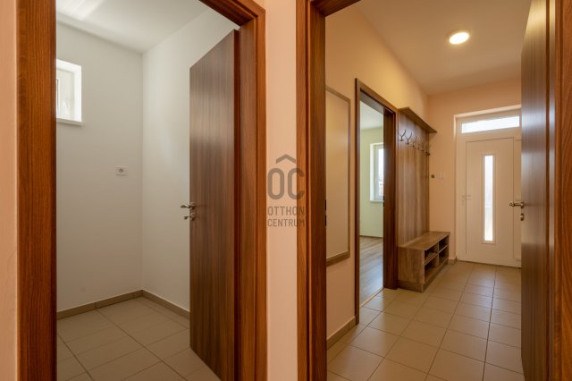 Eladó családi ház, Debrecenben 124 M Ft, 5 szobás