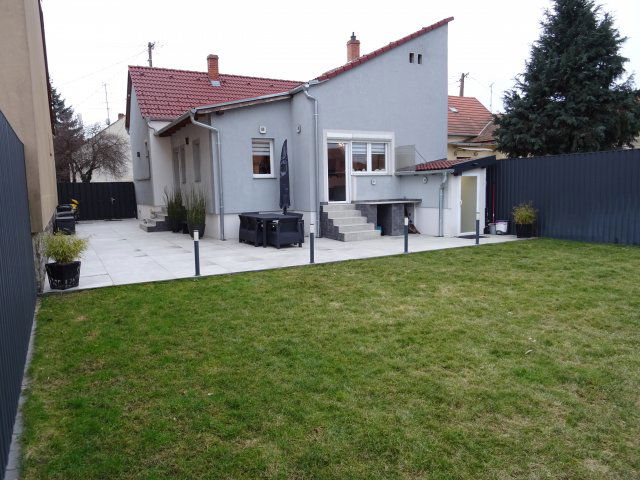 Eladó családi ház, Szombathelyen 89.9 M Ft, 4 szobás