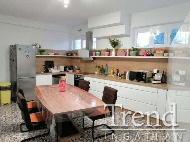 Eladó téglalakás, Solton 48.5 M Ft, 4 szobás