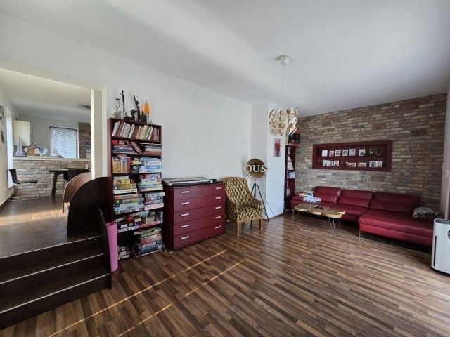 Eladó családi ház, Diósdon 184.9 M Ft, 3+2 szobás