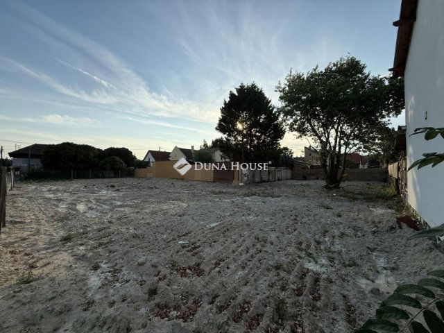 Eladó telek, Budapesten, XIX. kerületben 63.9 M Ft