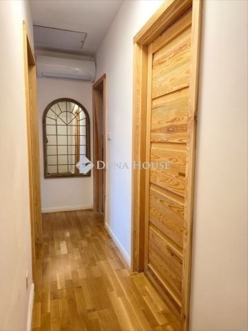 Eladó sorház, Vácon 125 M Ft, 4 szobás / költözzbe.hu