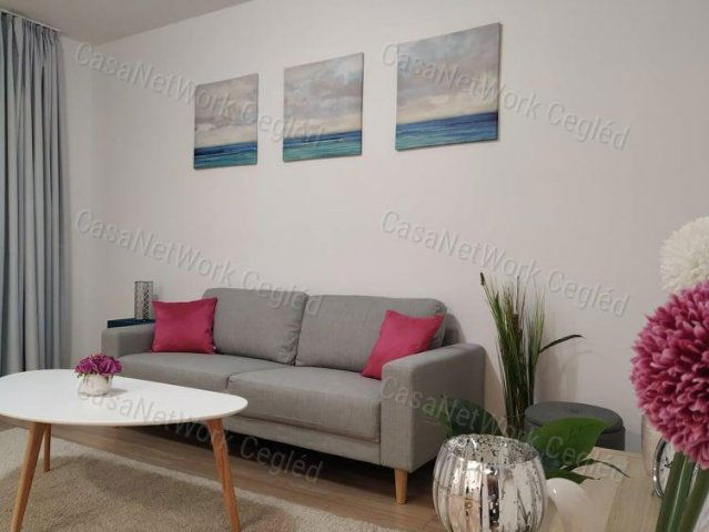 Kiadó téglalakás, albérlet, Szolnokon 200 E Ft / hó, 1+2 szobás