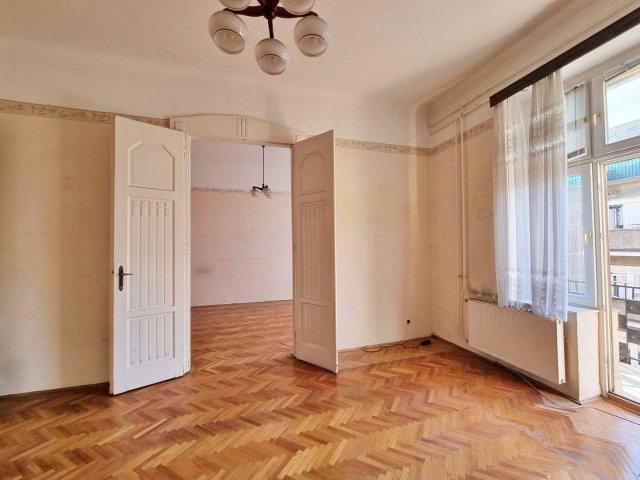 Eladó téglalakás, Budapesten, IX. kerületben, Ipar utcában