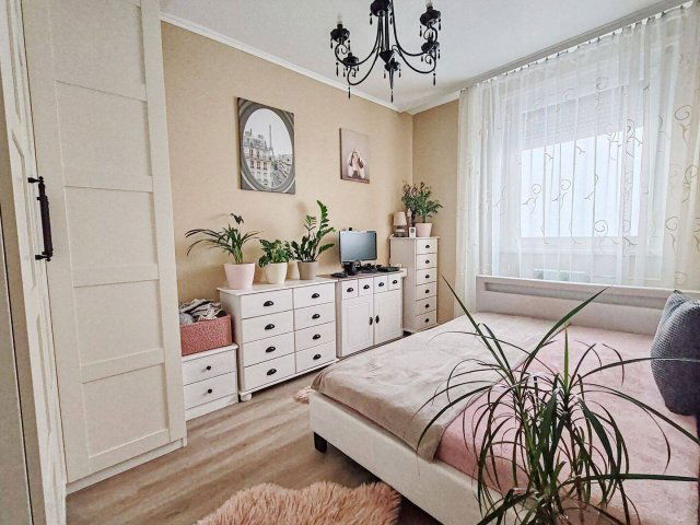 Eladó panellakás, Budapesten, XXI. kerületben 54.9 M Ft