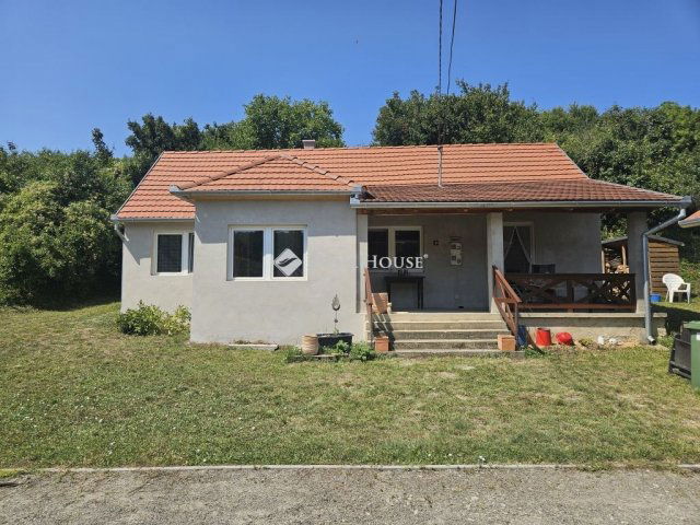 Eladó családi ház, Felsőegerszegen 23.7 M Ft, 2 szobás