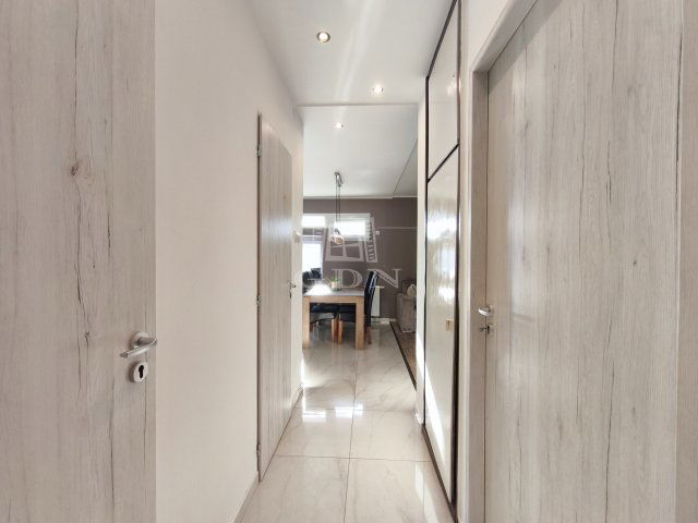 Eladó téglalakás, Zalaegerszegen 49.99 M Ft, 3 szobás