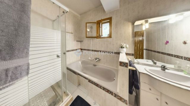 Eladó téglalakás, Fóton 69.9 M Ft, 2 szobás