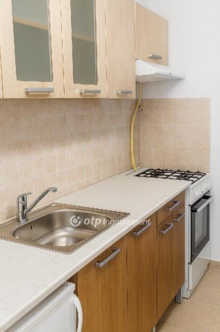 Eladó panellakás, Budapesten, XIV. kerületben 62.9 M Ft, 2 szobás