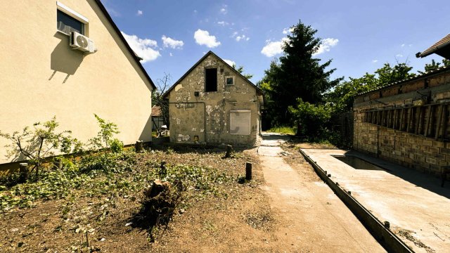 Eladó családi ház, Dunakeszin 67 M Ft, 2 szobás