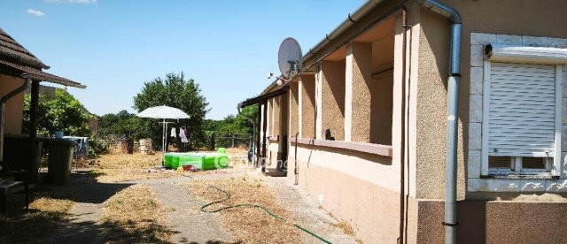 Eladó családi ház, Szabolcsbákán 15 M Ft, 2 szobás