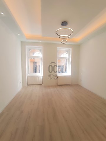 Eladó téglalakás, Budapesten, VII. kerületben, Cserhát utcában