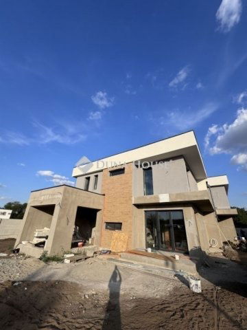 Eladó ikerház, Vecsésen 120 M Ft, 4 szobás