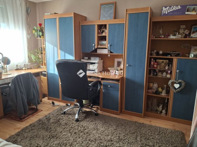 Eladó családi ház, Csányon 112 M Ft, 5 szobás