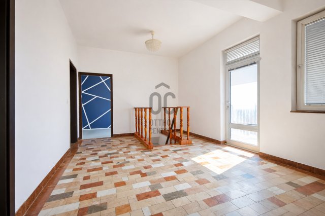 Eladó családi ház, Székesfehérvárott 115 M Ft, 6 szobás