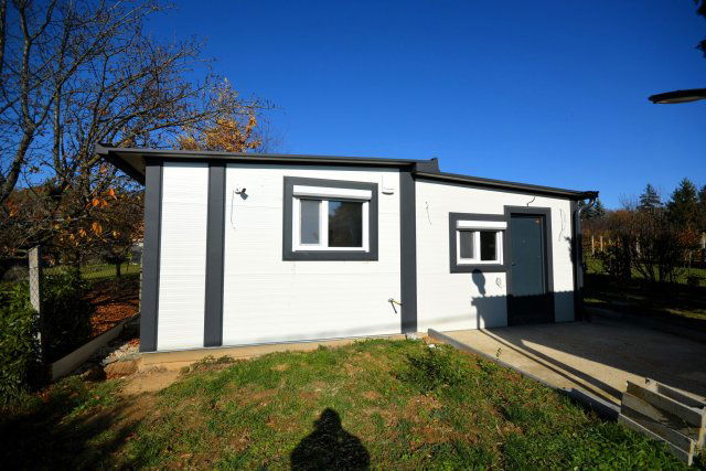 Eladó családi ház, Szombathelyen 49 M Ft, 2 szobás