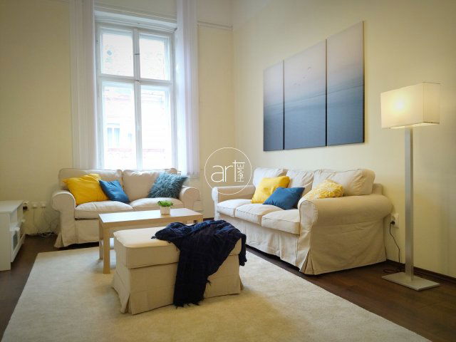 Kiadó téglalakás, albérlet, Szegeden 283 E Ft / hó, 3 szobás