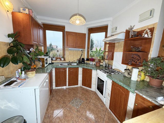 Eladó családi ház, Budaörsön 178 M Ft, 2+2 szobás