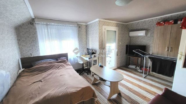 Eladó családi ház, Érden 126 M Ft, 7 szobás