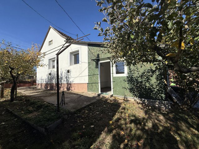 Eladó családi ház, Pécsett, Kodó dűlőn 58 M Ft, 3+1 szobás