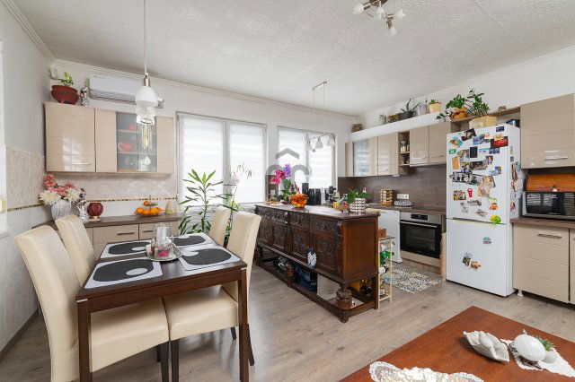 Eladó ikerház, Budapesten, XVII. kerületben 98.5 M Ft, 4 szobás