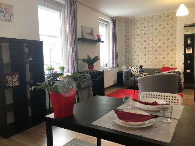 Kiadó téglalakás, albérlet, VI. kerületben, Rózsa utcában