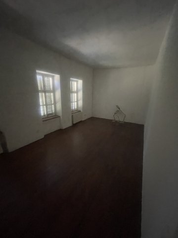 Eladó családi ház, Beleznán 48.5 M Ft, 6 szobás