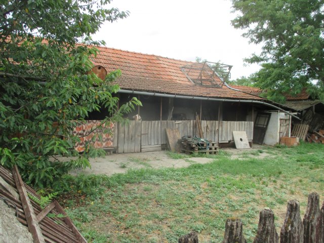 Eladó családi ház, Kondoroson 14.99 M Ft, 3 szobás