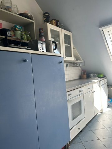 Kiadó panellakás, albérlet, Pécsett, Lánc utcában, 4 szobás