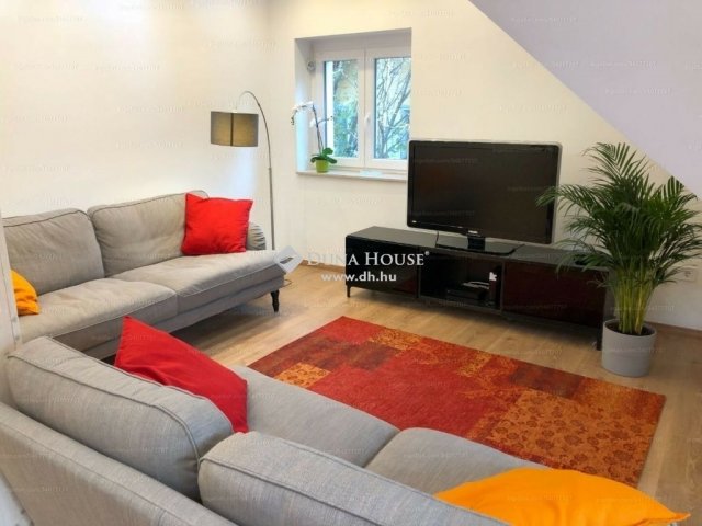 Eladó családi ház, Budapesten, II. kerületben 330.33 M Ft