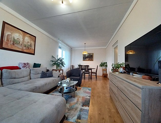 Eladó panellakás, Miskolcon 43.5 M Ft, 3 szobás