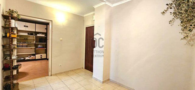 Eladó panellakás, Budapesten, III. kerületben 68.5 M Ft, 3 szobás