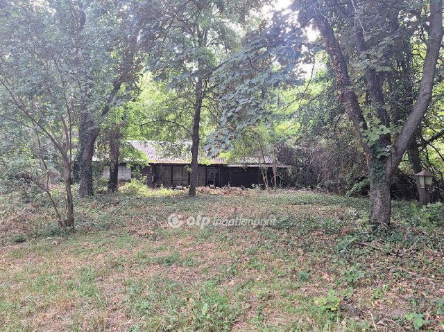 Eladó telek, Balatonkenesén 379 M Ft / költözzbe.hu