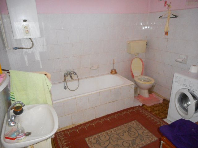 Eladó családi ház, Kisteleken 19.9 M Ft, 3 szobás
