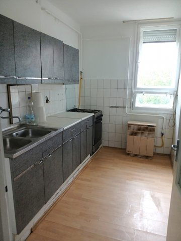Kiadó téglalakás, albérlet, Debrecenben 180 E Ft / hó, 2 szobás